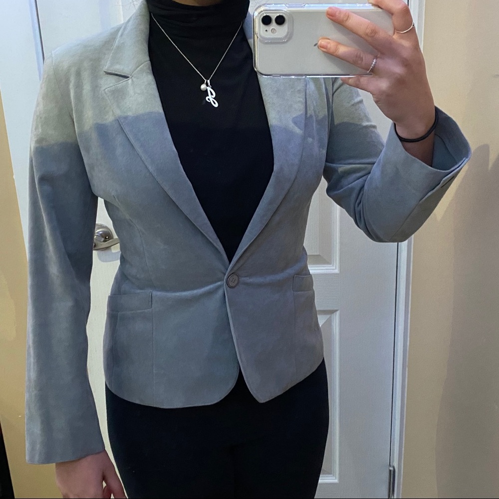 Grey blazer